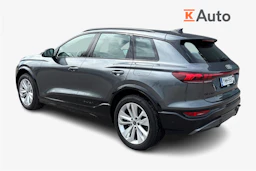 harmaa Audi Q6 e-tron 2026 kuva 2.