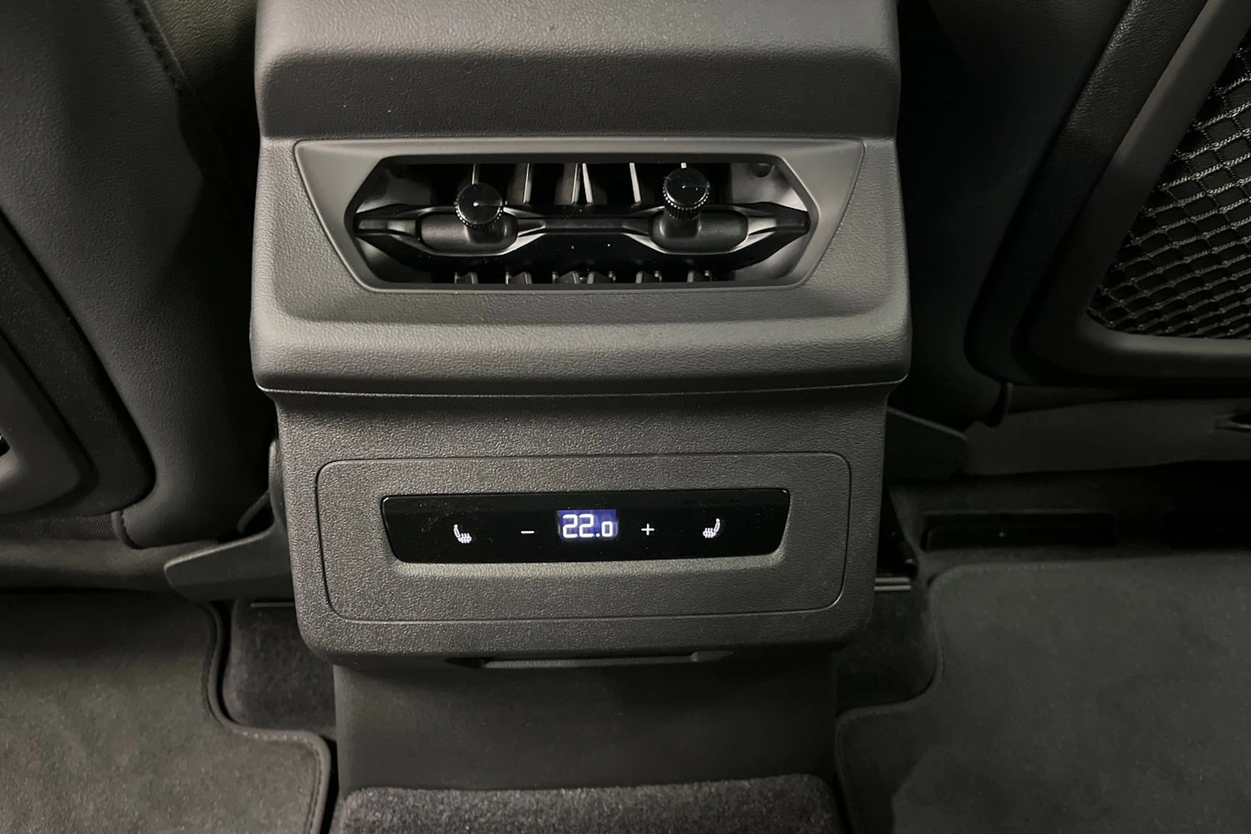 daytona harmaa Audi Q6 e-tron 2026 kuva 12.