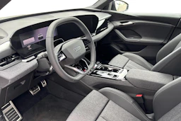 musta Audi Q6 e-tron 2026 kuva 6.