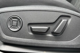 musta Audi Q6 e-tron 2026 kuva 12.