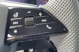 musta Audi Q6 e-tron 2026 kuva 27.