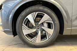 daytona harmaa Audi Q6 e-tron 2026 kuva 10.