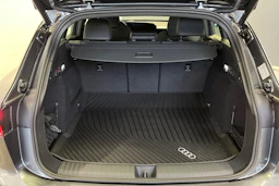 daytona harmaa Audi Q6 e-tron 2026 kuva 11.