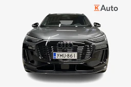 harmaa Audi Q6 e-tron 2026 kuva 4.