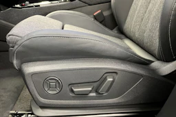 daytona harmaa Audi Q6 e-tron 2026 kuva 16.