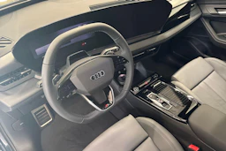 met. sininen Audi Q6 e-tron 2026 kuva 6.