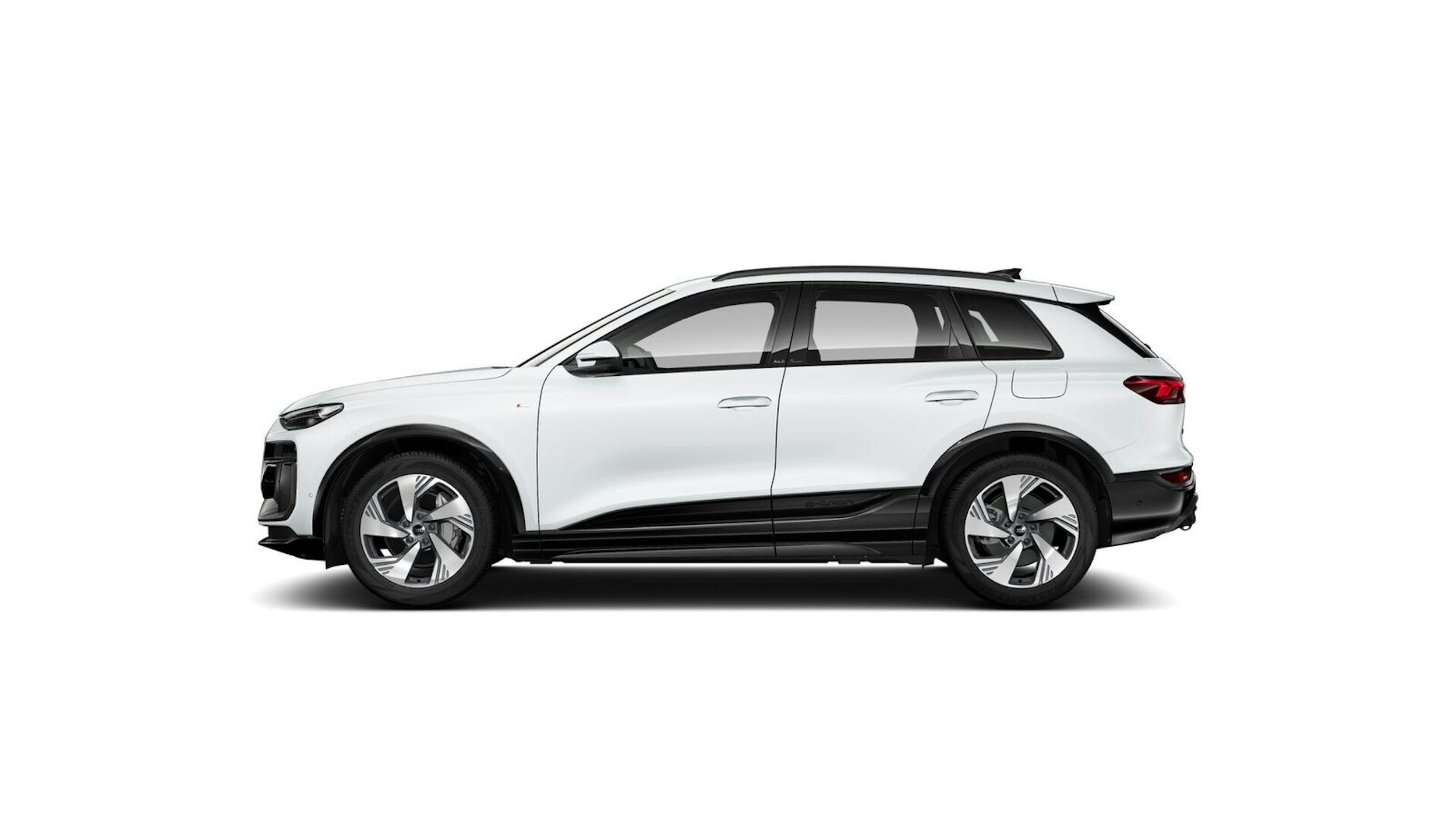 valkoinen Audi Q6 e-tron 2026 kuva 3.