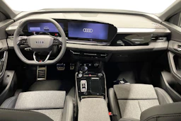 musta Audi Q6 e-tron 2026 kuva 7.