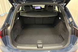 plasma sininen Audi Q6 e-tron 2026 kuva 11.