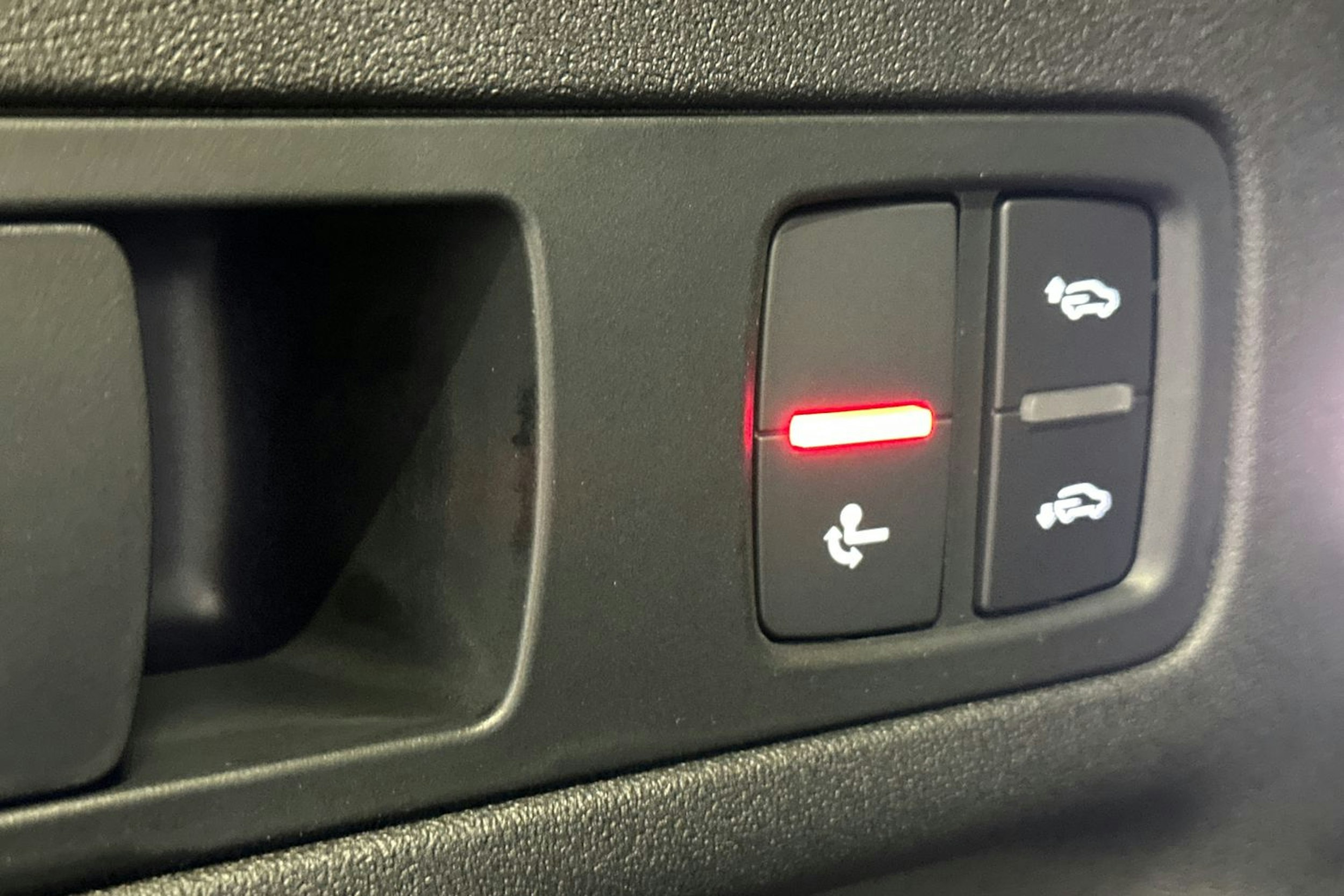 plasma sininen Audi Q6 e-tron 2026 kuva 14.