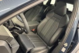 plasma sininen Audi Q6 e-tron 2026 kuva 18.