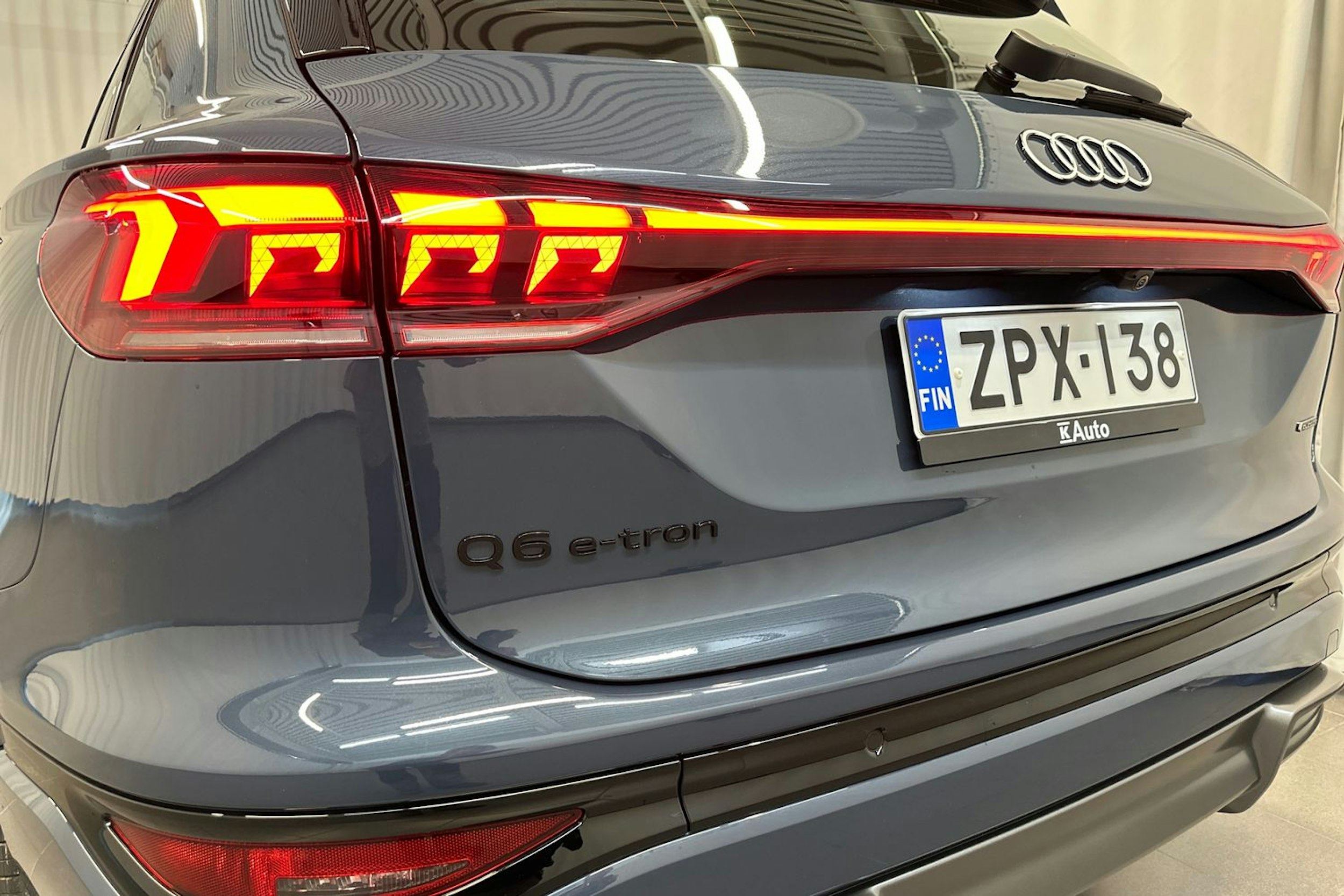plasma sininen Audi Q6 e-tron 2026 kuva 33.