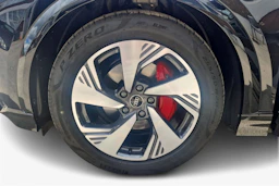 musta Audi Q6 e-tron 2026 kuva 9.