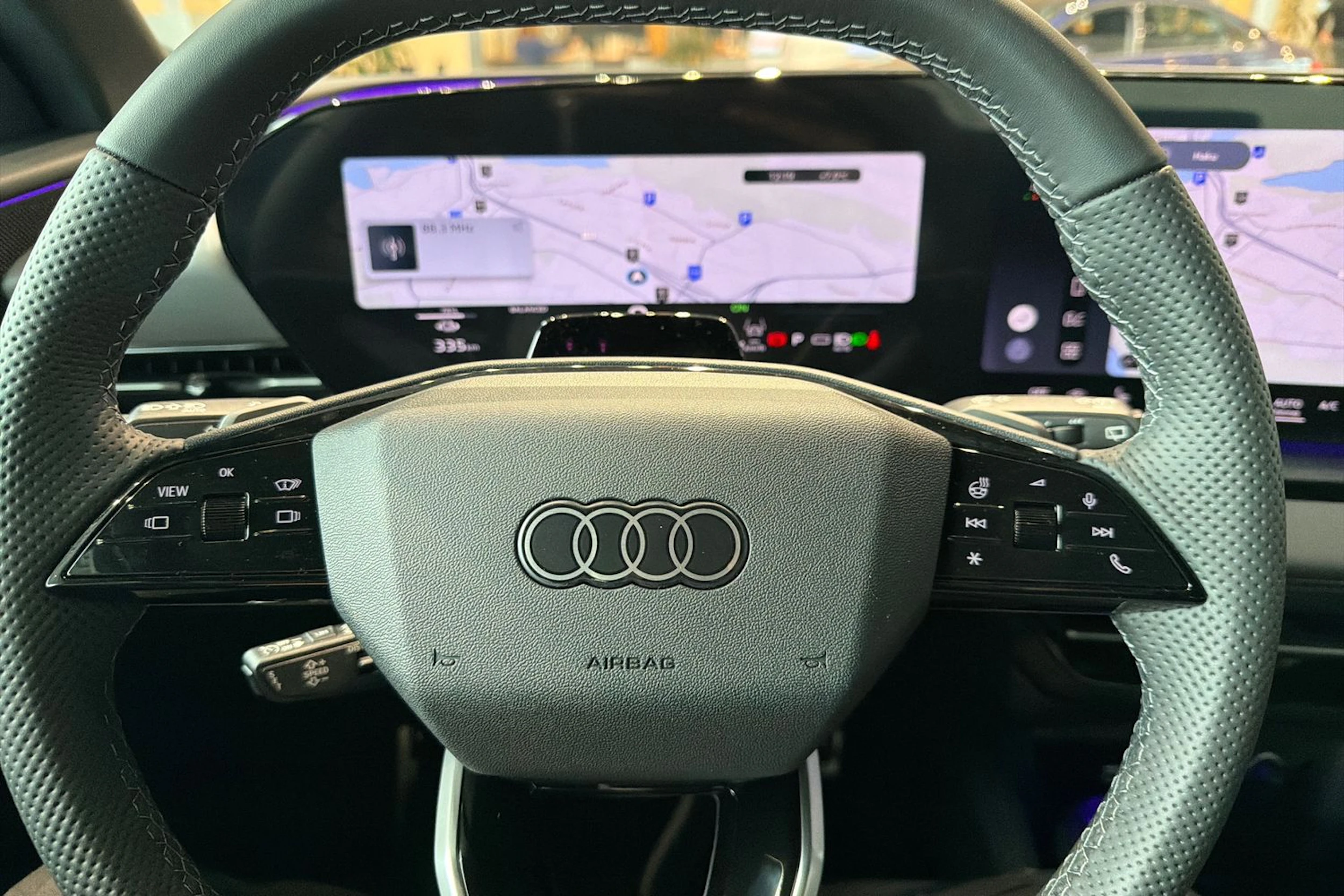 musta Audi Q6 e-tron 2026 kuva 17.