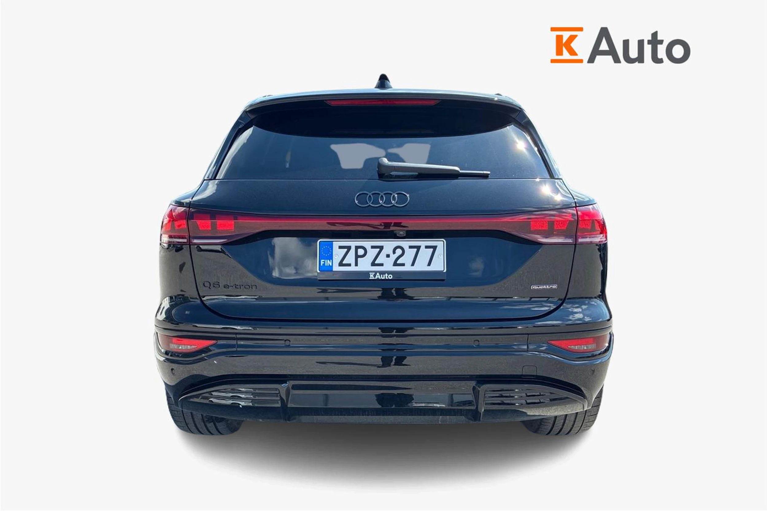 musta Audi Q6 e-tron 2026 kuva 3.