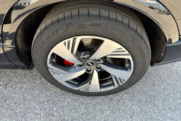 musta Audi Q6 e-tron 2026 kuva 10.