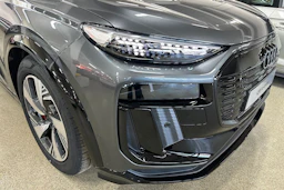 met. harmaa Audi Q6 e-tron 2026 kuva 10.