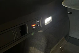 met. harmaa Audi Q6 e-tron 2026 kuva 17.