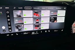 met. harmaa Audi Q6 e-tron 2026 kuva 30.