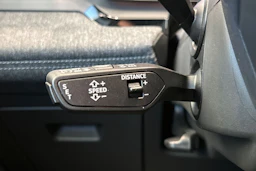 met. musta Audi Q6 e-tron 2026 kuva 25.