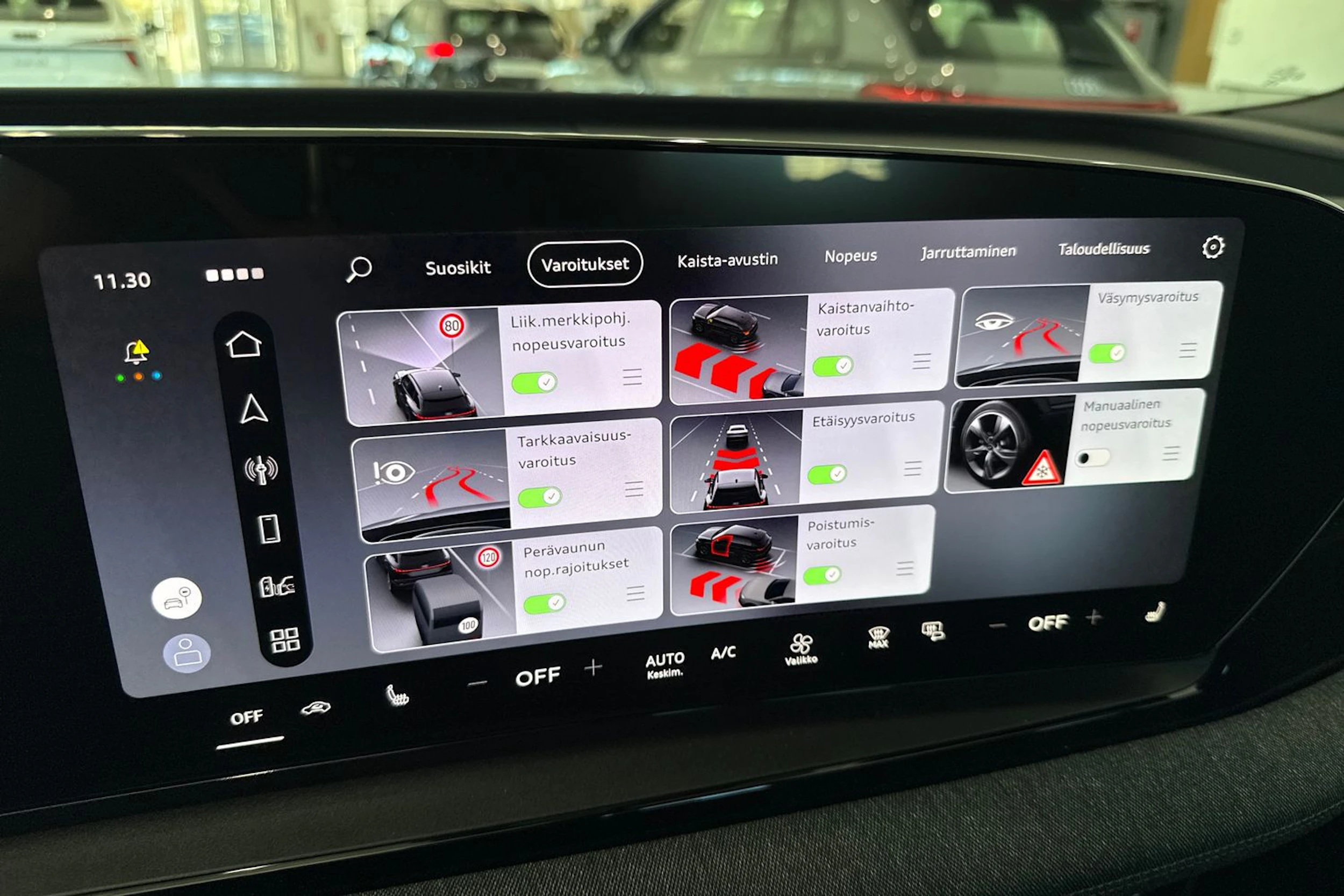 met. musta Audi Q6 e-tron 2026 kuva 29.