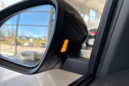 met. musta Audi Q6 e-tron 2026 kuva 32.