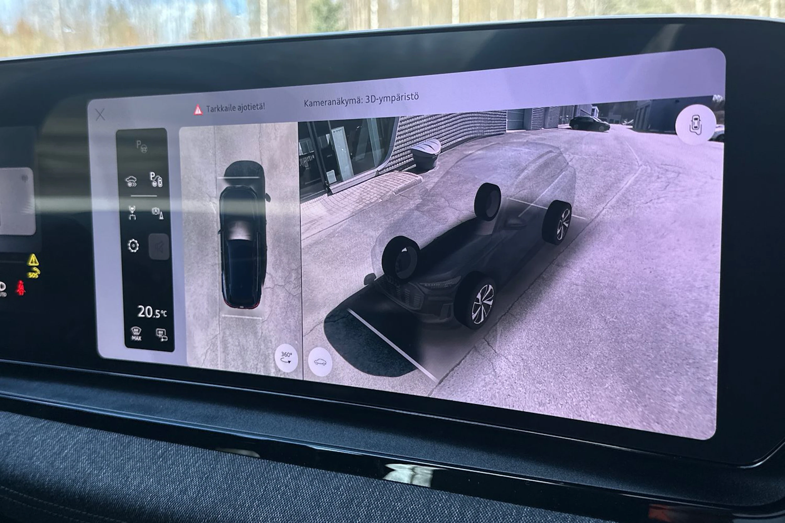 met. sininen Audi Q6 e-tron 2026 kuva 18.