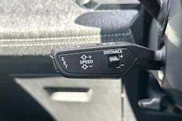 met. sininen Audi Q6 e-tron 2026 kuva 20.