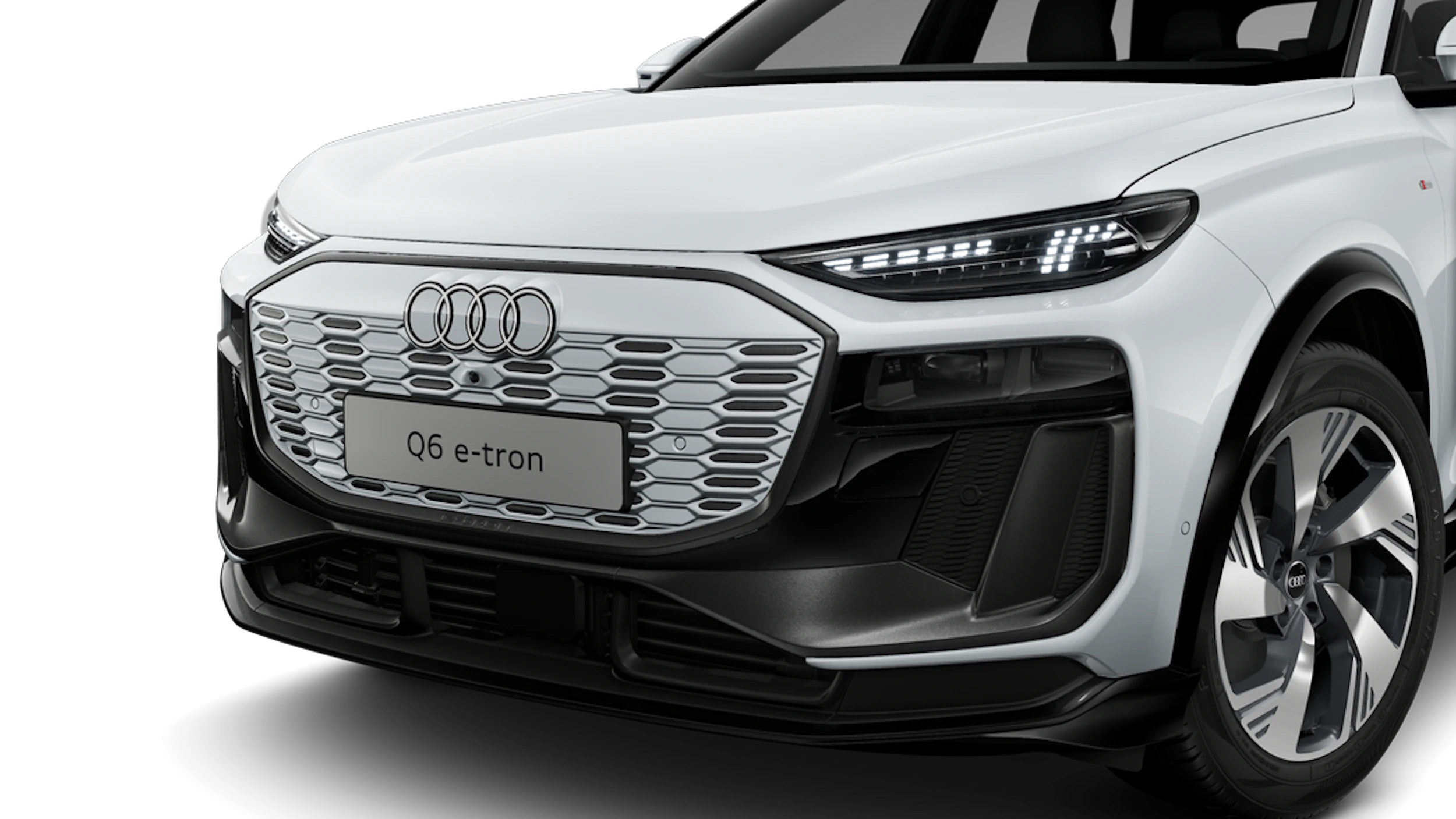 Jäätikönvalkoinen, metalliväri Audi Q6 e-tron 2027 kuva 6.