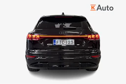 met. musta Audi Q6 e-tron 2026 kuva 3.