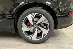 met. musta Audi Q6 e-tron 2026 kuva 10.