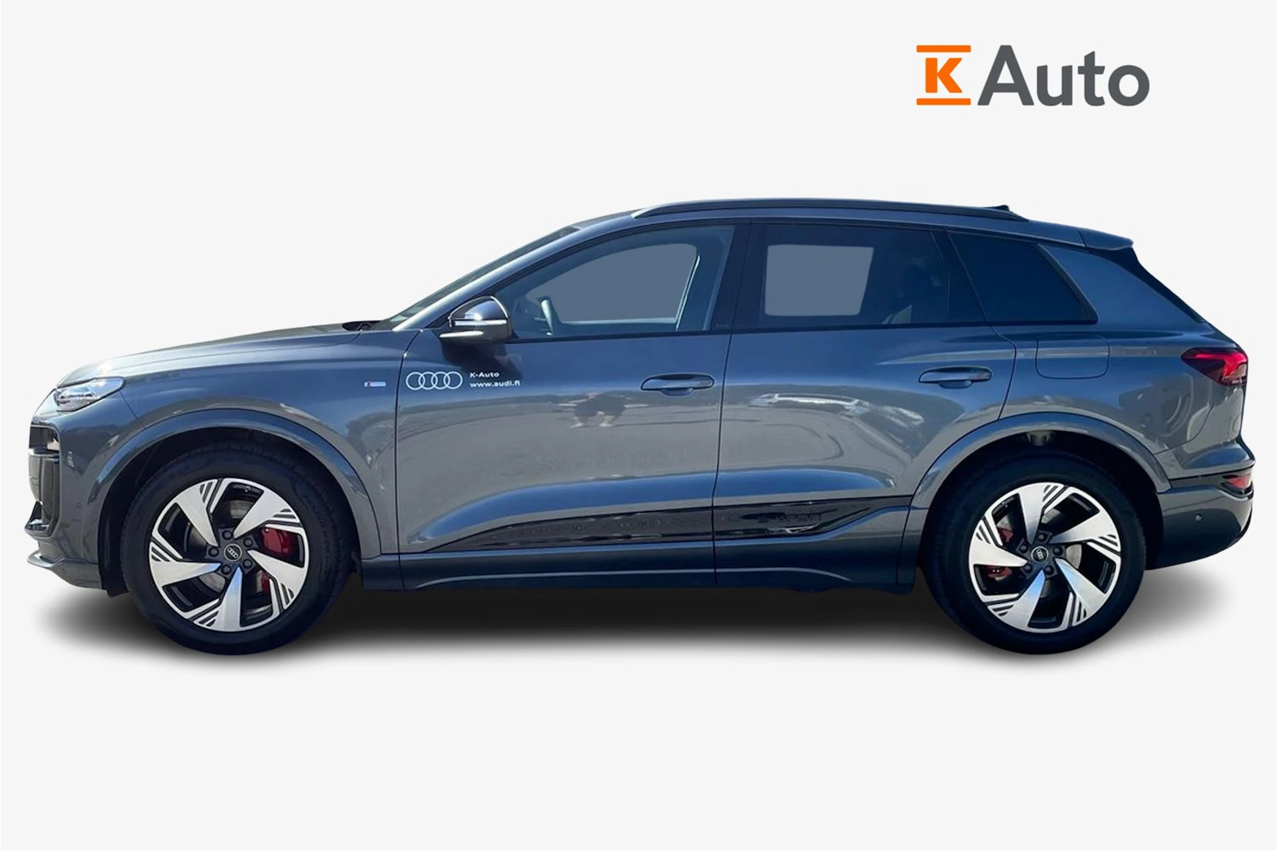 Harmaa Audi Q6 e-tron 2027 kuva 5.