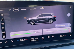 Harmaa Audi Q6 e-tron 2027 kuva 28.