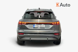 daytona harmaa Audi Q6 e-tron 2026 kuva 3.