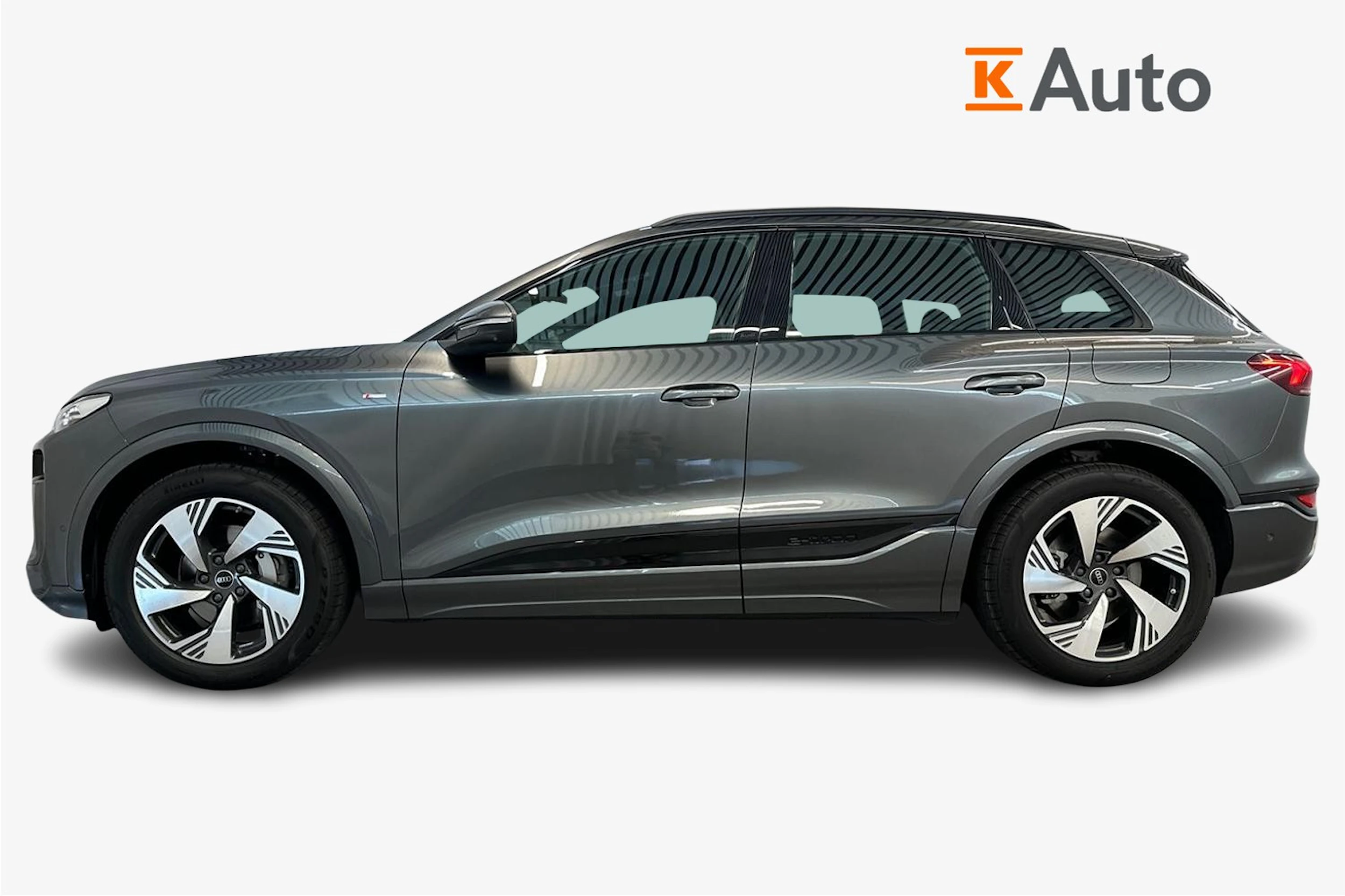 daytona harmaa Audi Q6 e-tron 2026 kuva 5.