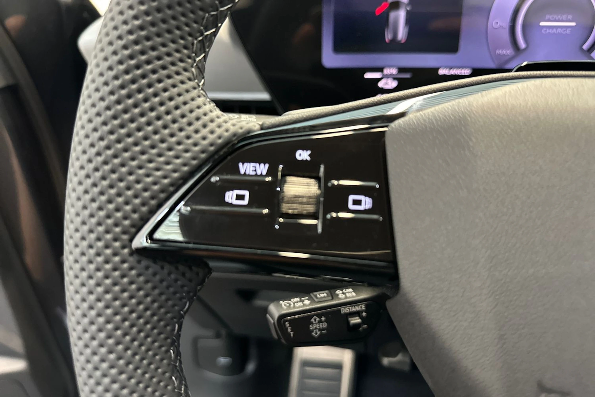 daytona harmaa Audi Q6 e-tron 2026 kuva 12.