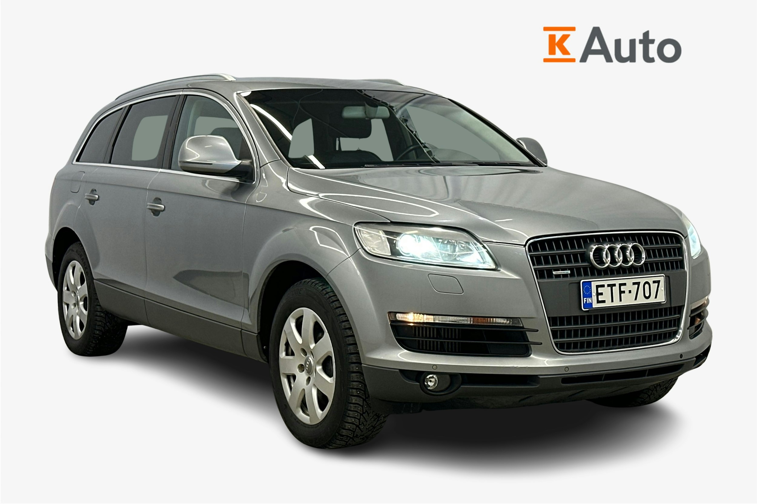 harmaa metalliväri Audi Q7 2007 kuva 1.