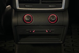 harmaa metalliväri Audi Q7 2007 kuva 10.