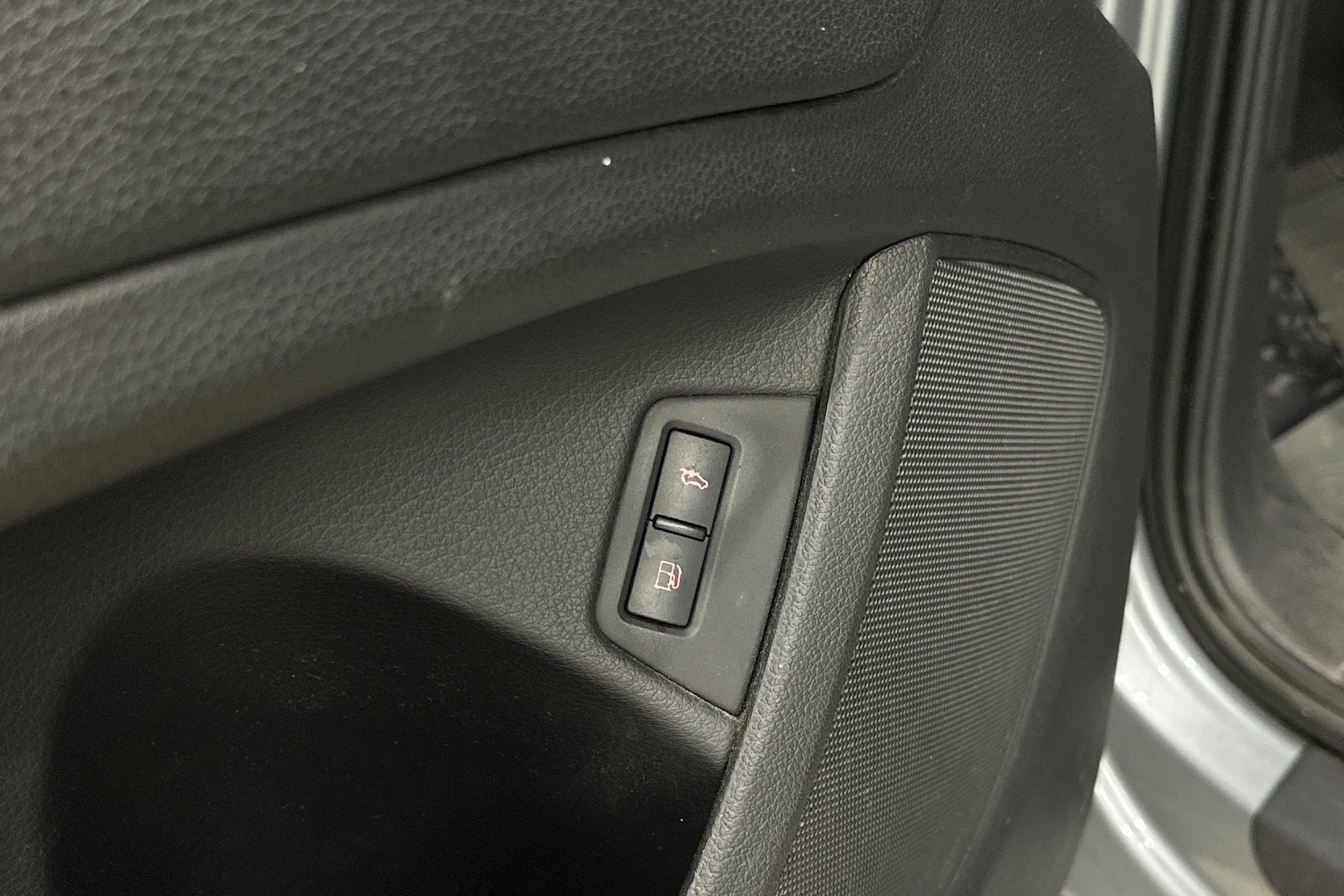 harmaa metalliväri Audi Q7 2007 kuva 17.