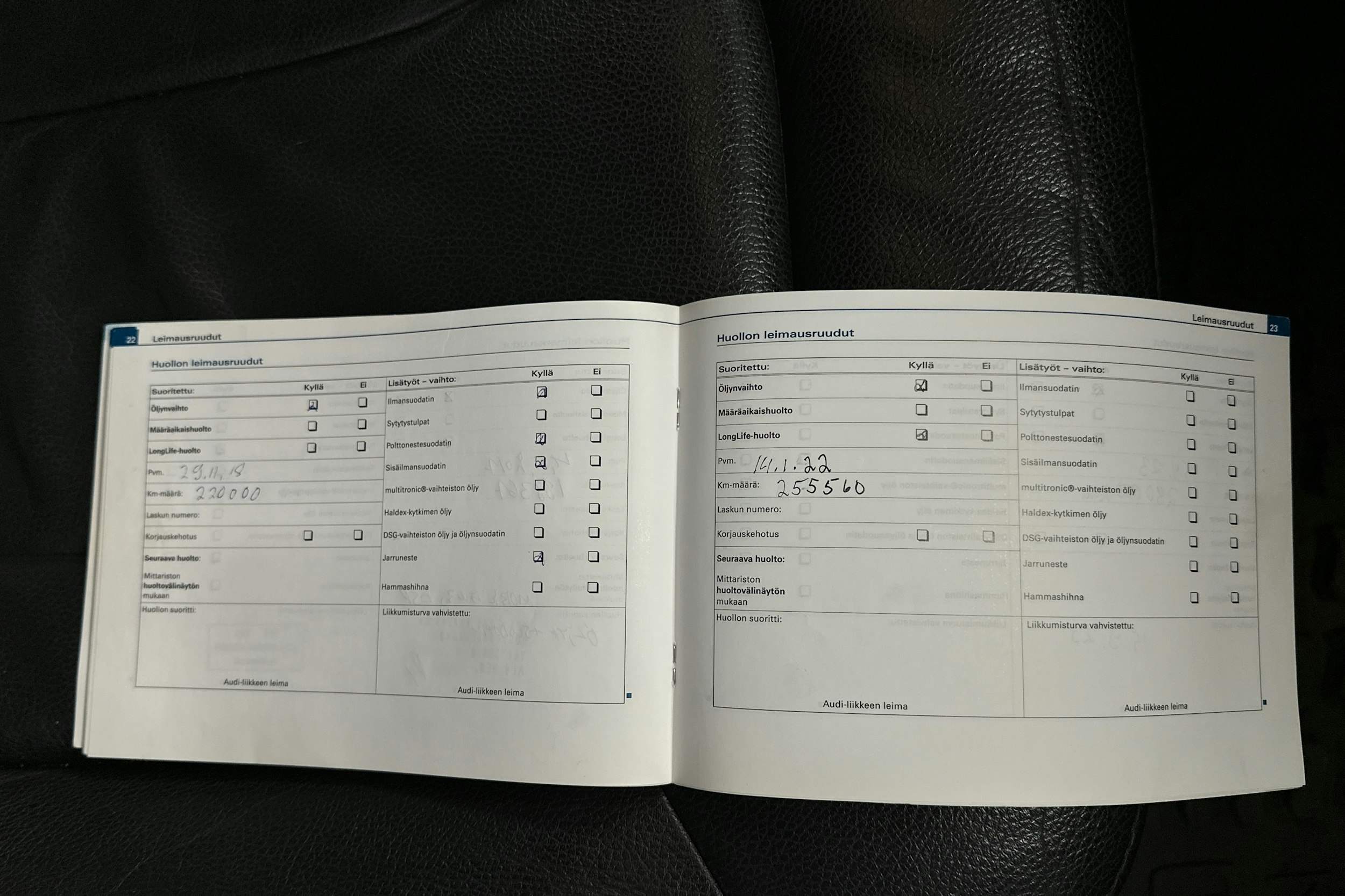 harmaa metalliväri Audi Q7 2007 kuva 34.