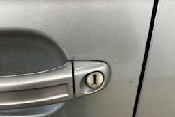 harmaa metalliväri Audi Q7 2007 kuva 38.