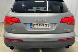 harmaa metalliväri Audi Q7 2007 kuva 40.