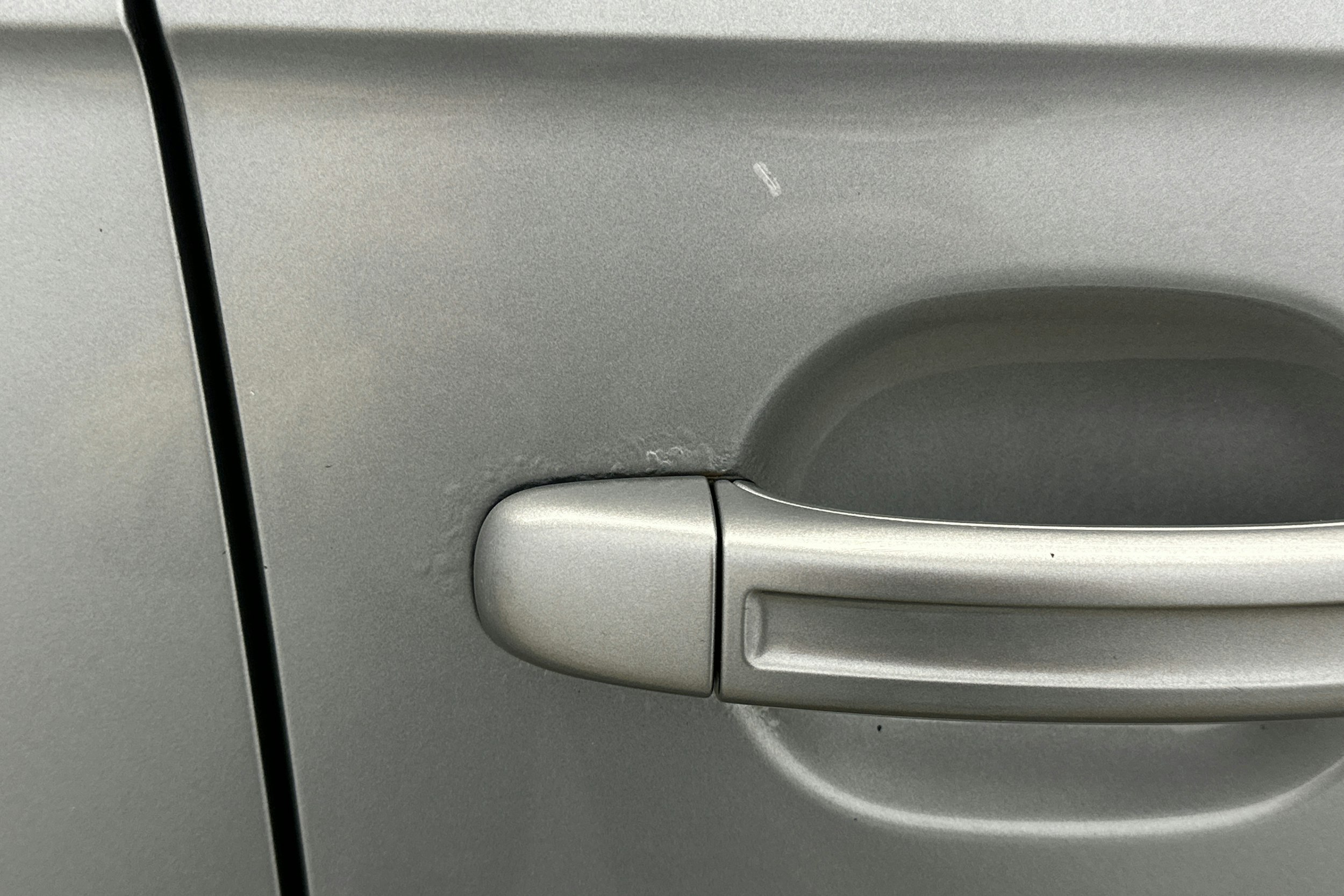 harmaa metalliväri Audi Q7 2007 kuva 42.