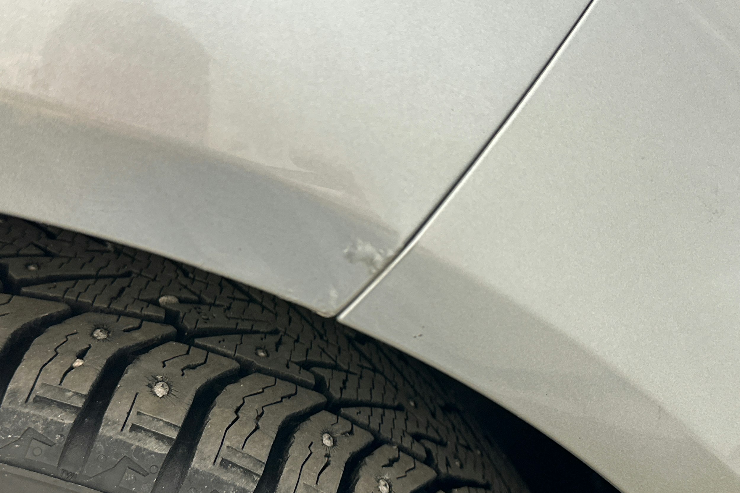 harmaa metalliväri Audi Q7 2007 kuva 43.