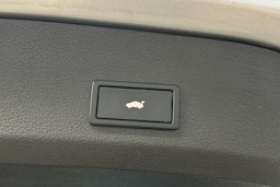 harmaa metalliväri Audi Q7 2007 kuva 47.