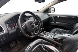 musta Audi Q7 2007 kuva 3.