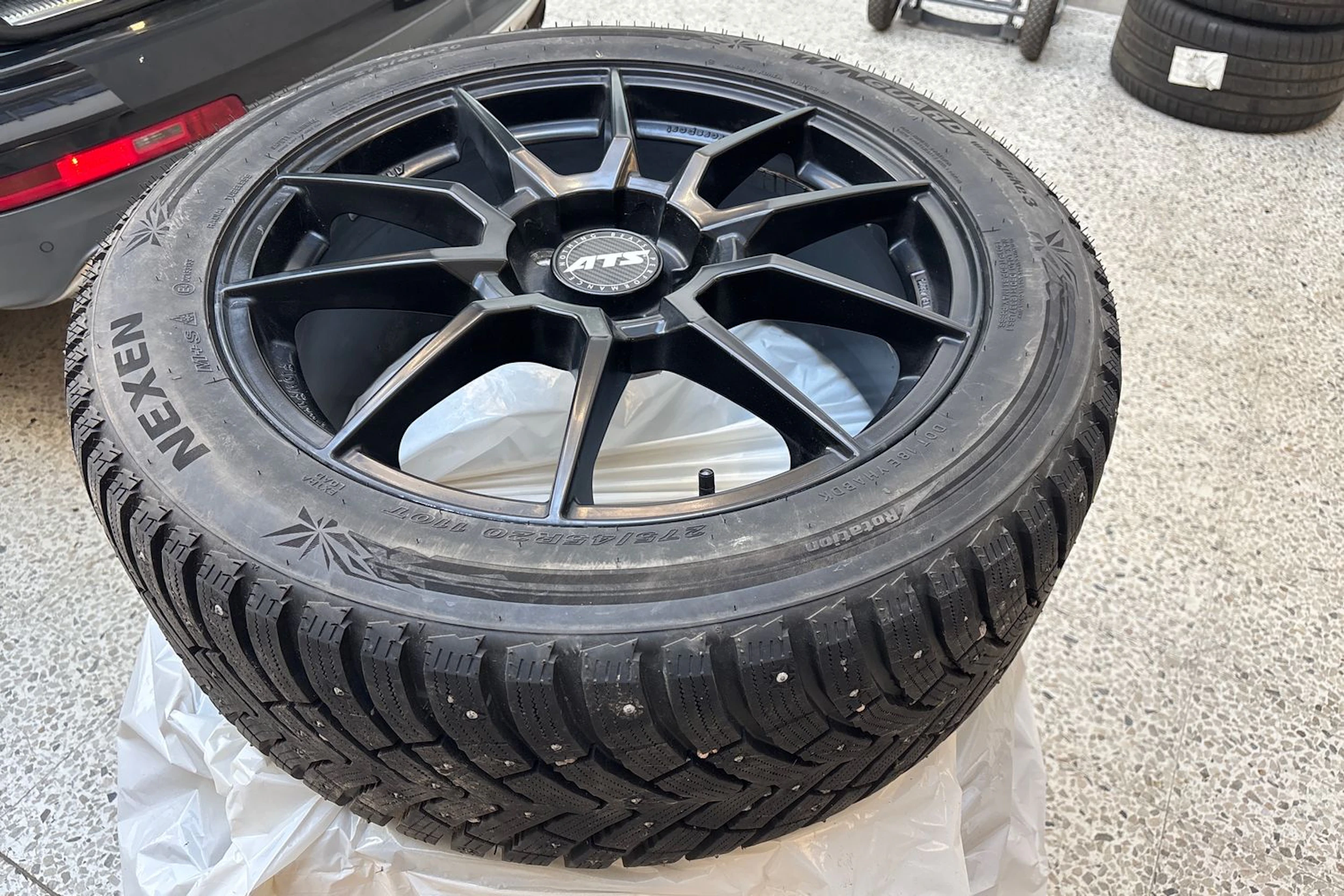 musta Audi Q7 2008 kuva 11.