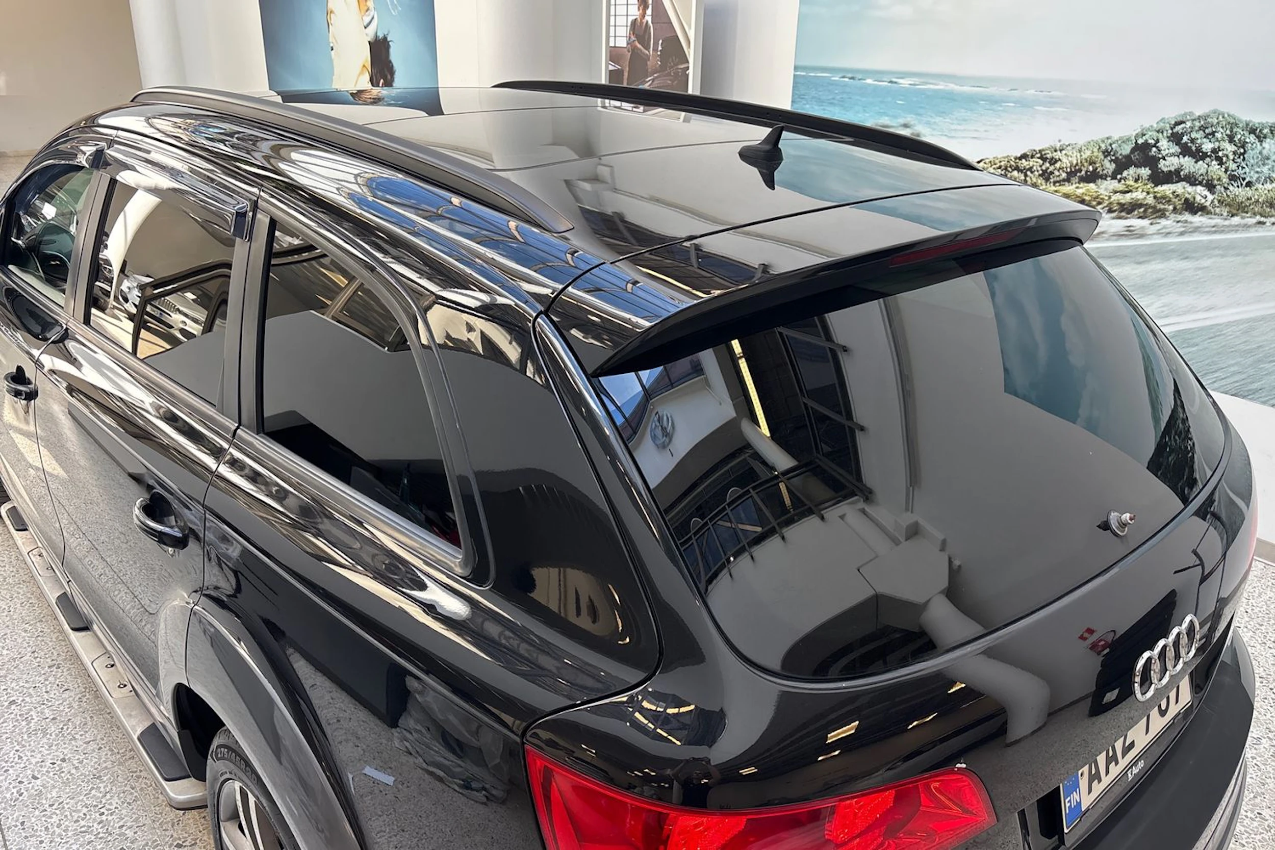 musta Audi Q7 2008 kuva 12.