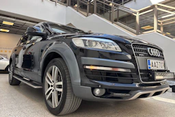 musta Audi Q7 2008 kuva 17.