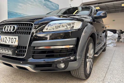 musta Audi Q7 2008 kuva 19.